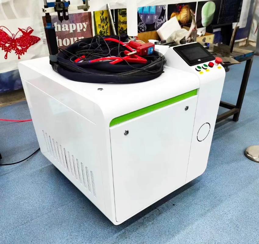 Limpiador Láser OEM Portátil,  - Laser Cleaning Machine 2000W reseña y precio