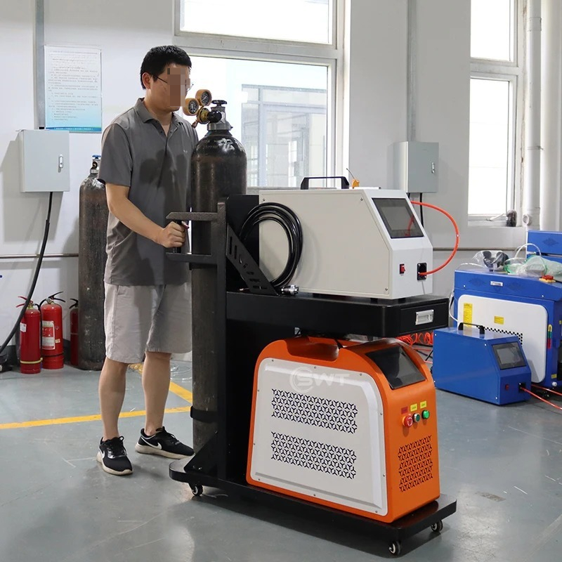 Nuevo Soldador Láser de Fibra  - Laser Welding Wire Feeder reseña y precio